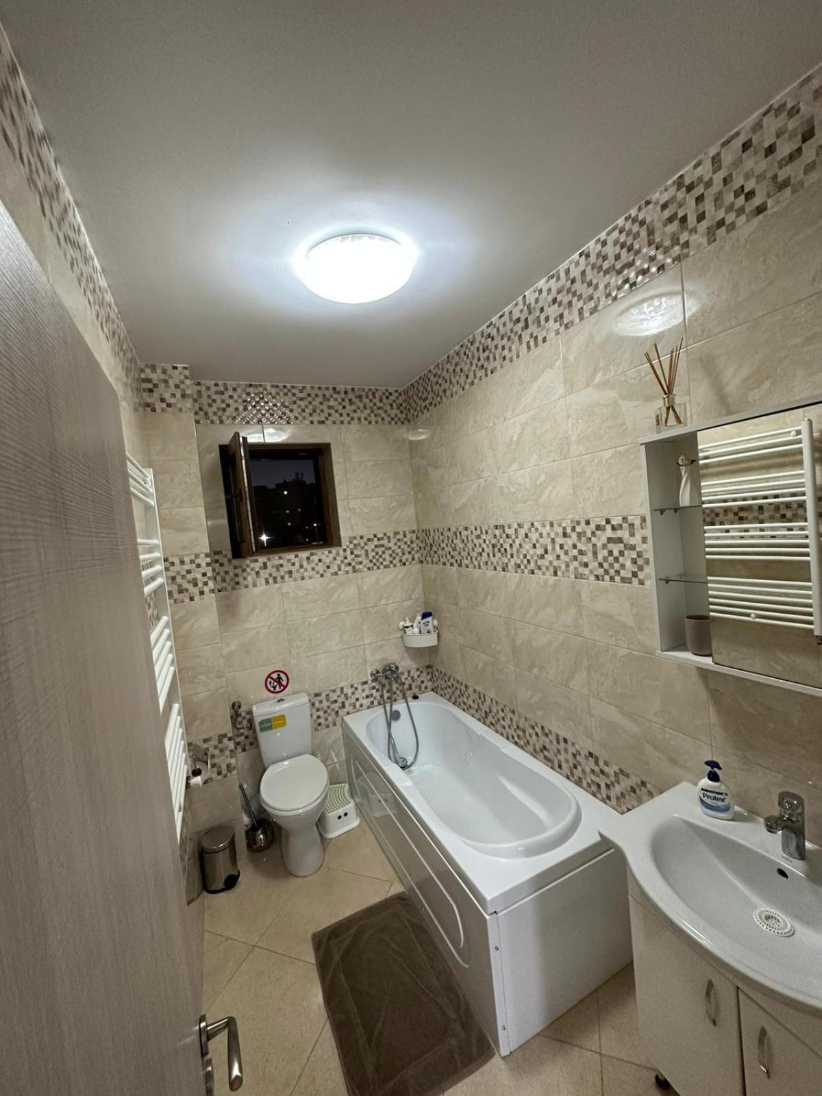 Apartament In Cartierul Verde ! Bucharest